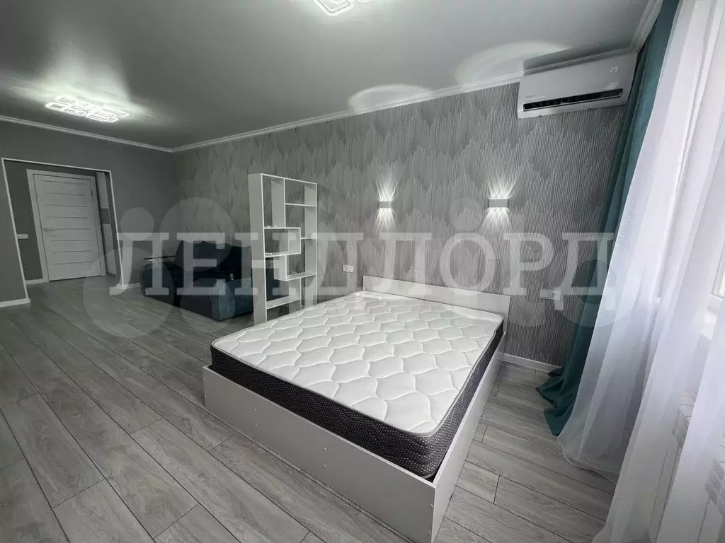 1-к. квартира, 53 м, 3/3 эт. - Фото 1