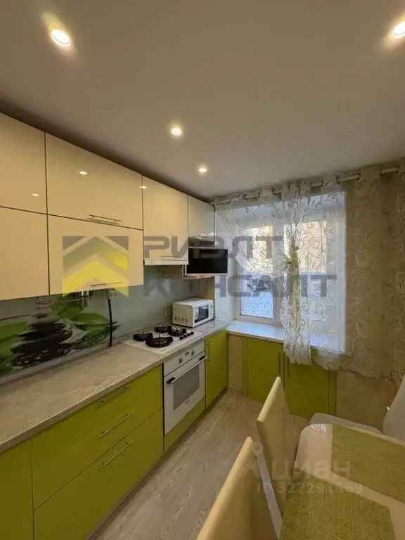 2-к кв. Омская область, Омск Заозерный мкр, просп. Менделеева, 21/3 ... - Фото 2