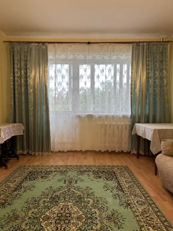 2-к кв. Тюменская область, Тюмень ул. Салтыкова-Щедрина, 53 (77.0 м) - Фото 0