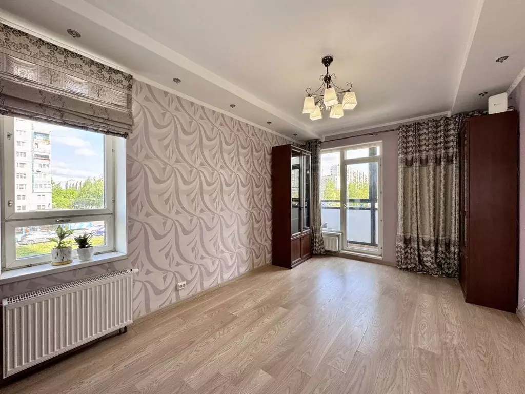 3-к кв. Санкт-Петербург ул. Композиторов, 12 (70.4 м) - Фото 0