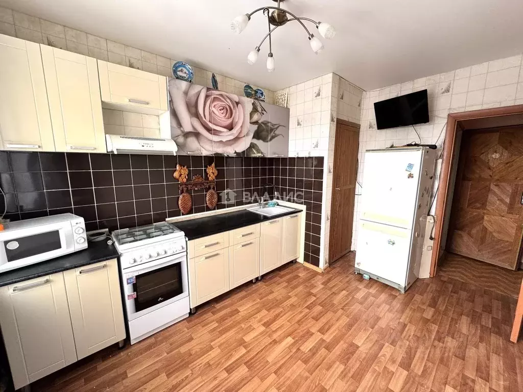 3-к кв. Пензенская область, Пенза Ладожская ул., 121 (63.3 м) - Фото 1