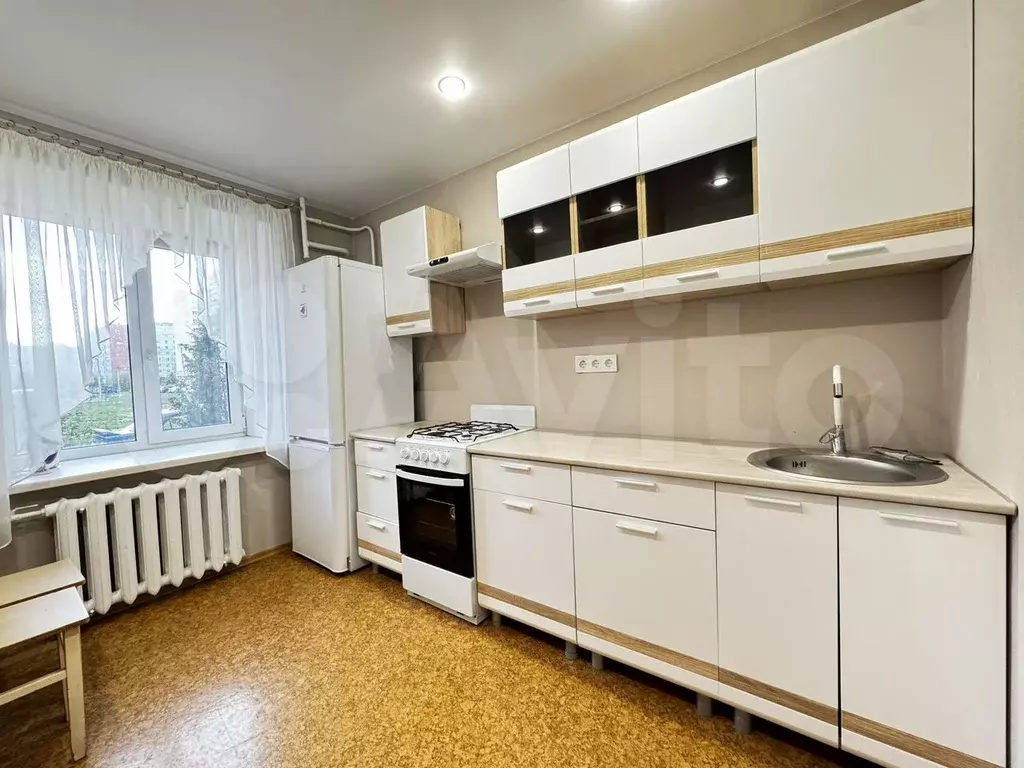 1-к. квартира, 30 м, 1/10 эт. - Фото 0