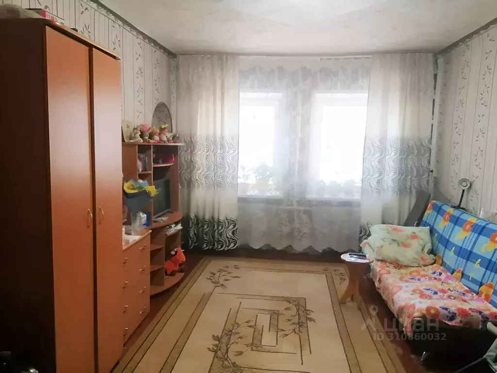 3-к кв. Красноярский край, Красноярск ул. Глинки, 8 (63.4 м) - Фото 0