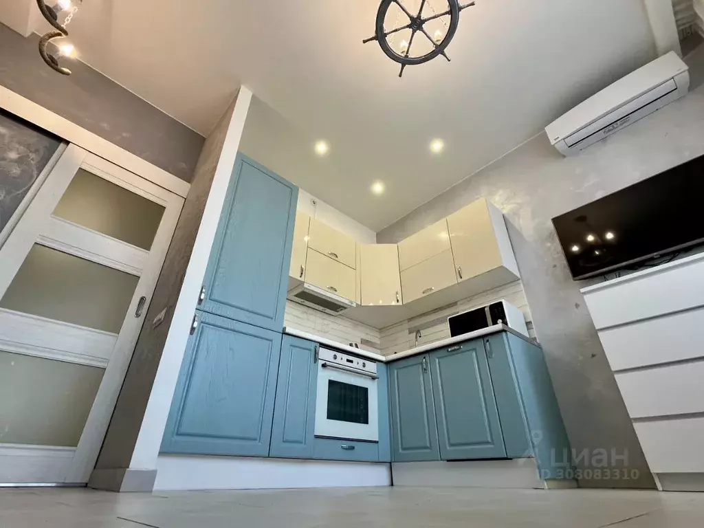 1-к кв. Омская область, Омск ул. 10 лет Октября, 70 (40.0 м) - Фото 1