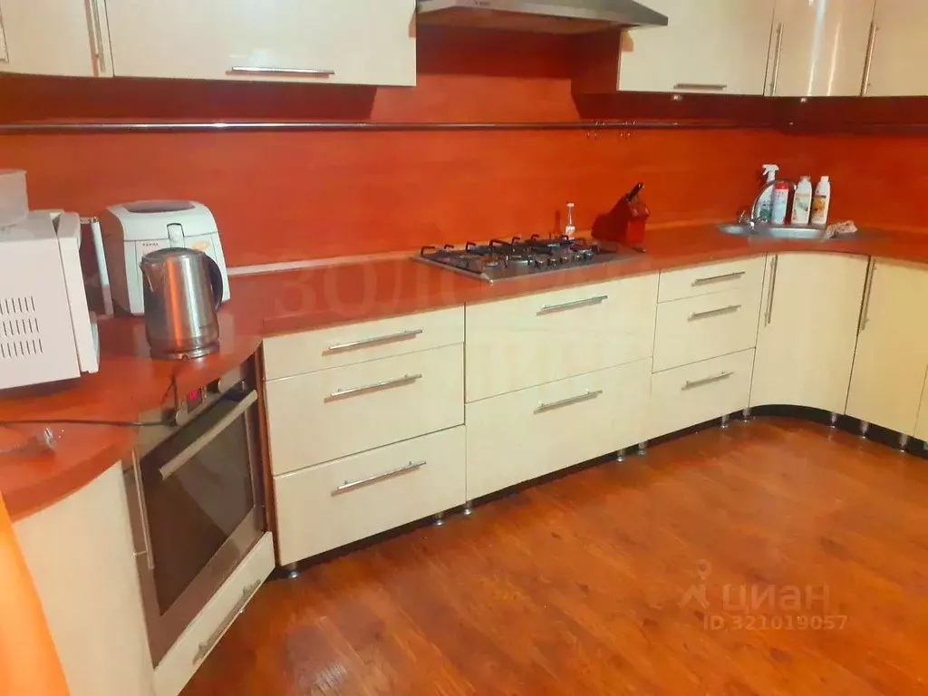 Коттедж в Белгородская область, Старый Оскол Радостная ул. (112 м) - Фото 1