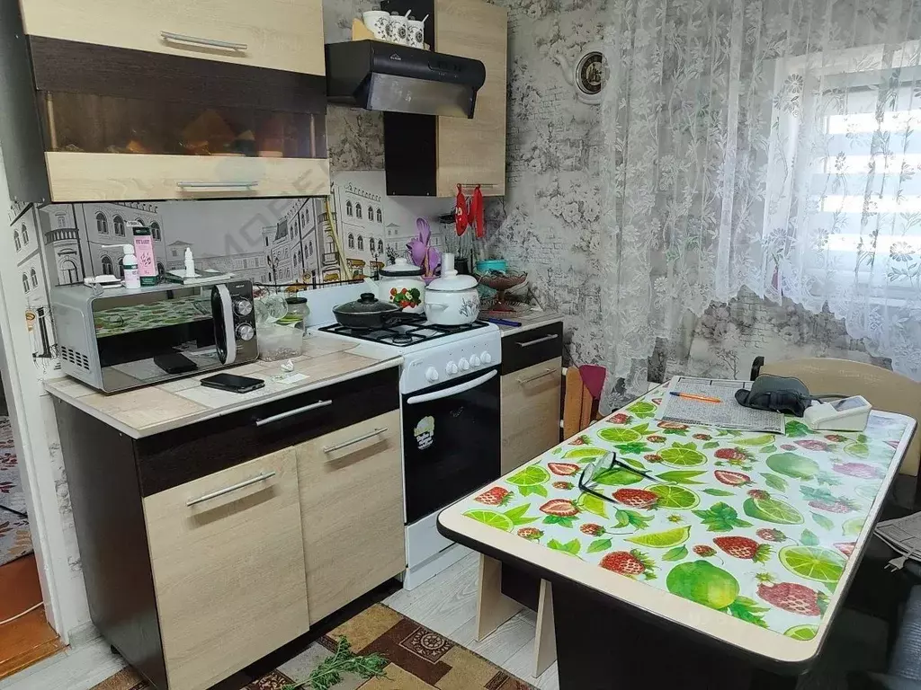 Дом в Краснодарский край, Калининская ст-ца ул. Выгонная, 215 (42 м) - Фото 0