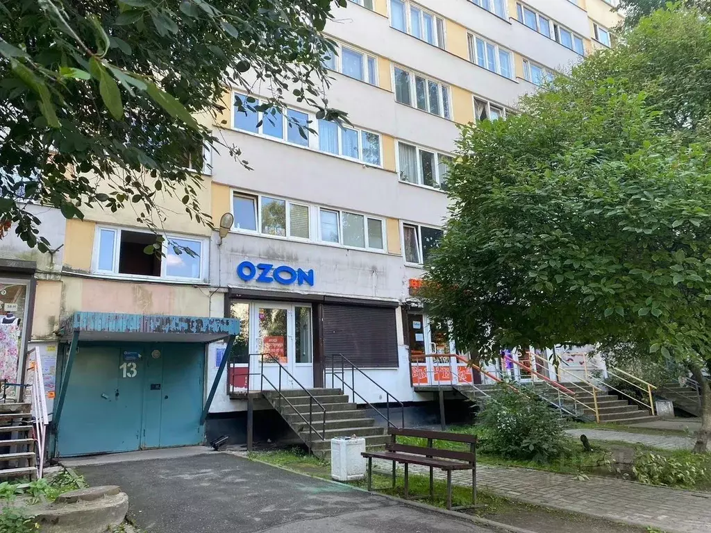 Торговая площадь в Санкт-Петербург ул. Есенина, 8К1 (27 м) - Фото 1