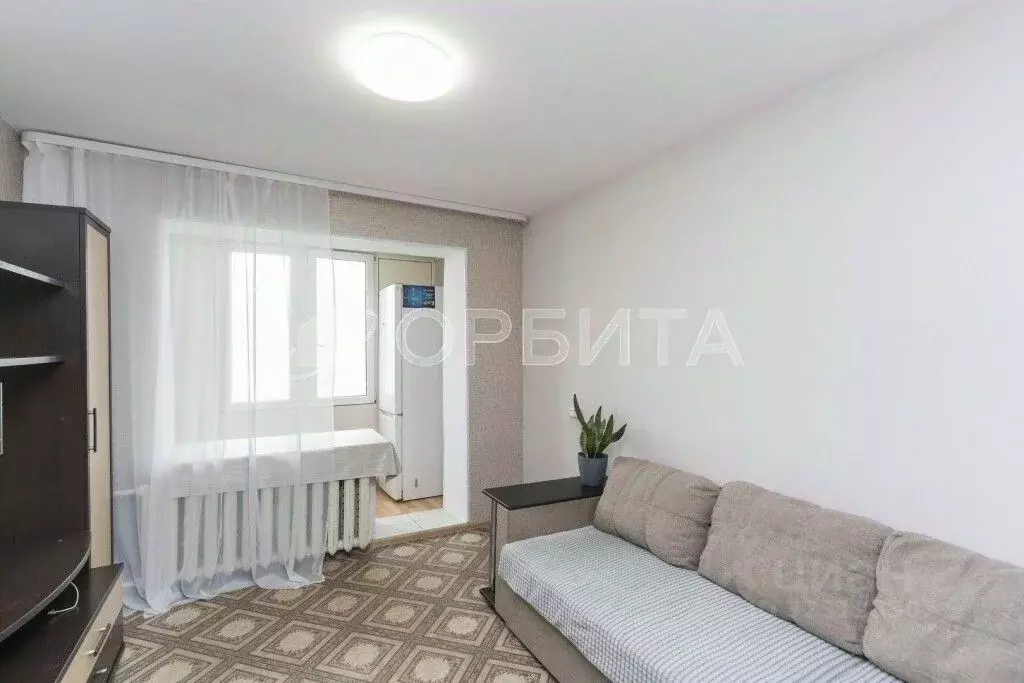 1-к кв. Тюменская область, Тюмень Олимпийская ул., 22 (14.8 м) - Фото 2