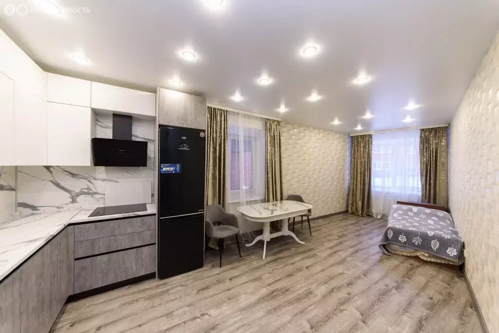 3-комнатная квартира: деревня Кисловка, микрорайон Северный, бульвар ... - Фото 2