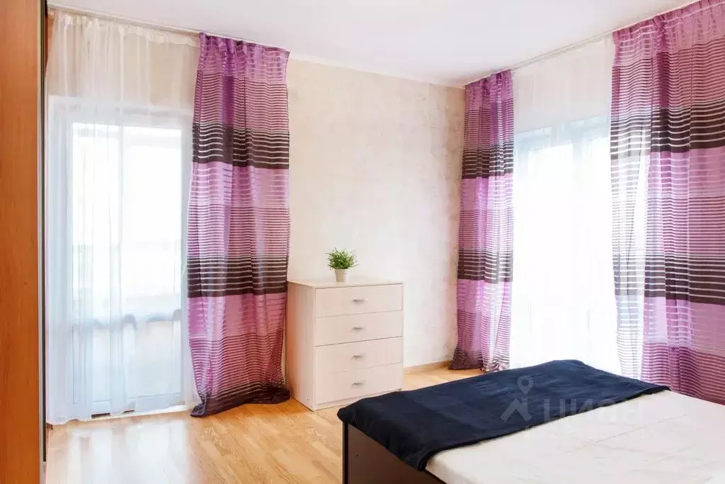 2-к кв. Тюменская область, Тюмень ул. Максима Горького, 68 (60.0 м) - Фото 2