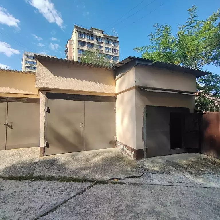 Гараж в Краснодарский край, Сочи Новый Сочи мкр, ул. Пирогова, 2В (38 ... - Фото 1