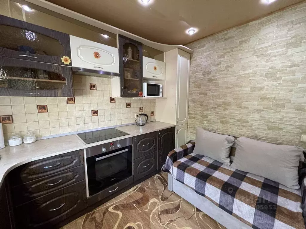 Дом в Свердловская область, Верхняя Пышма ул. Охотников, 41 (320 м) - Фото 1