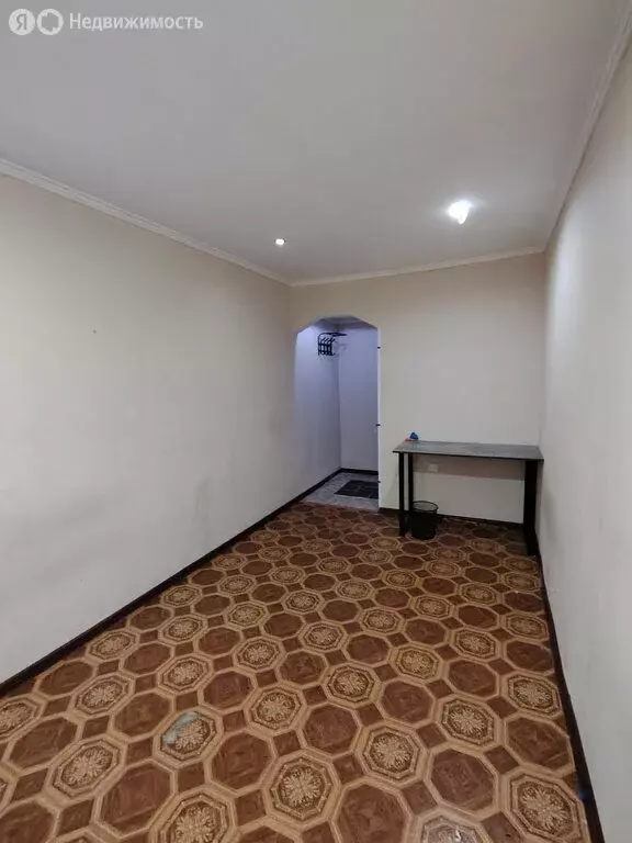 1к в 5-комнатной квартире (10 м) - Фото 2
