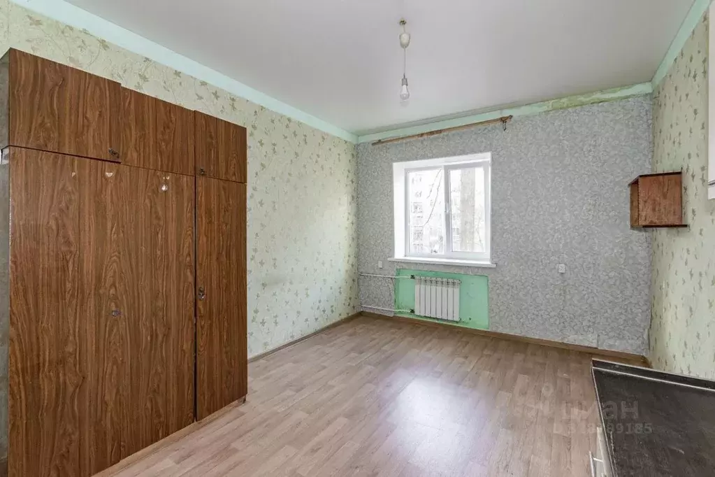 Комната Свердловская область, Екатеринбург ул. Лобкова, 12 (16.3 м) - Фото 2