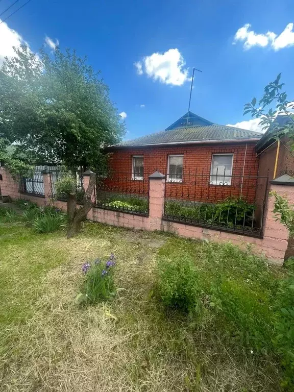 Дом в Белгородская область, Строитель Яковлевский городской округ,  ... - Фото 1