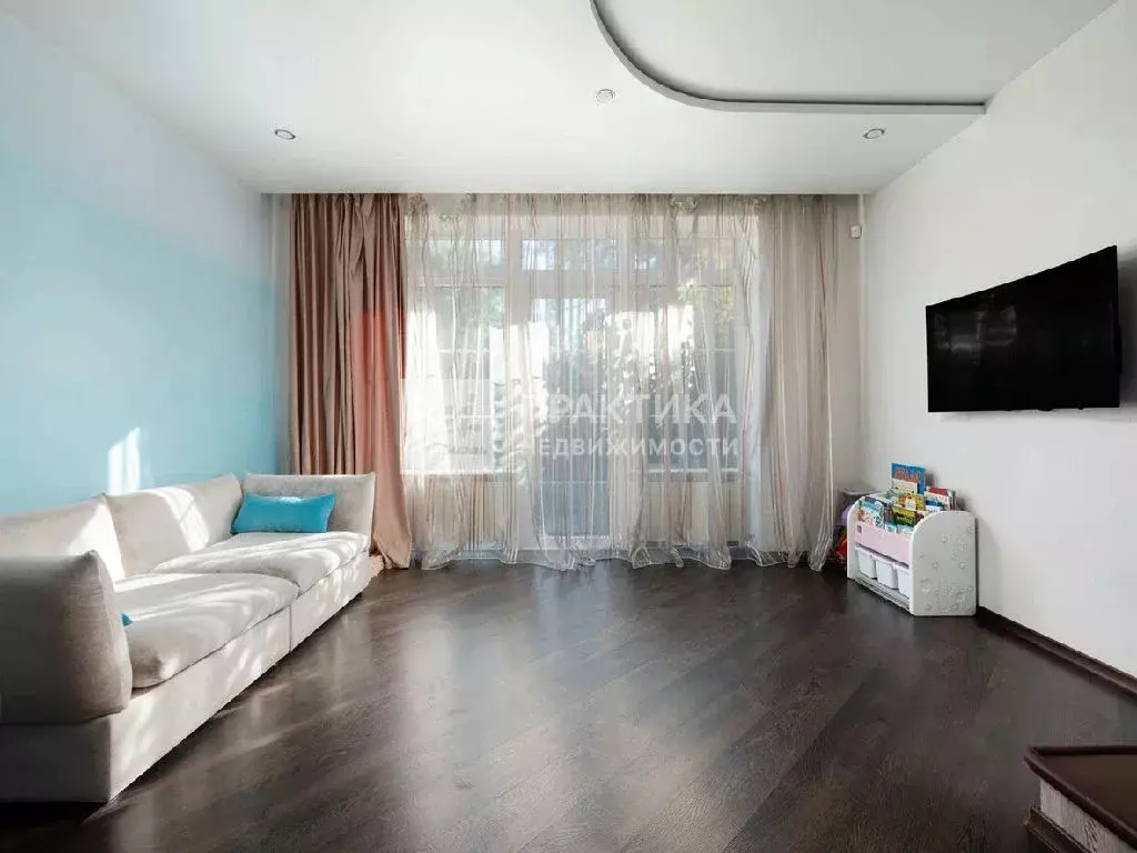 Продается 4-комнатная квартира - Фото 2