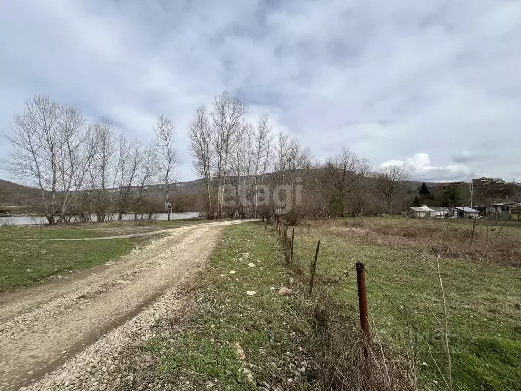 Участок в Адыгея, Майкопский район, Даховская ст-ца Почтовая ул. (20.0 ... - Фото 1