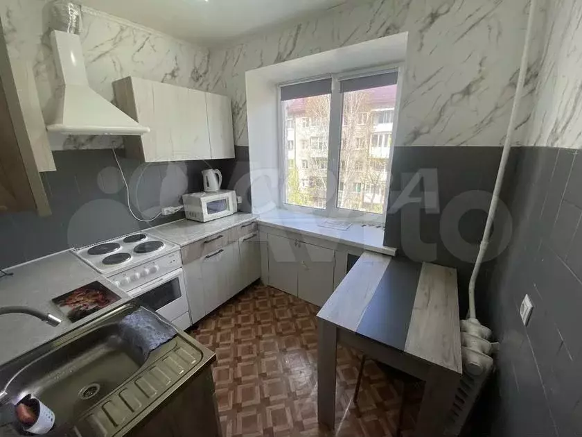 3-к. квартира, 50 м, 4/5 эт. - Фото 1