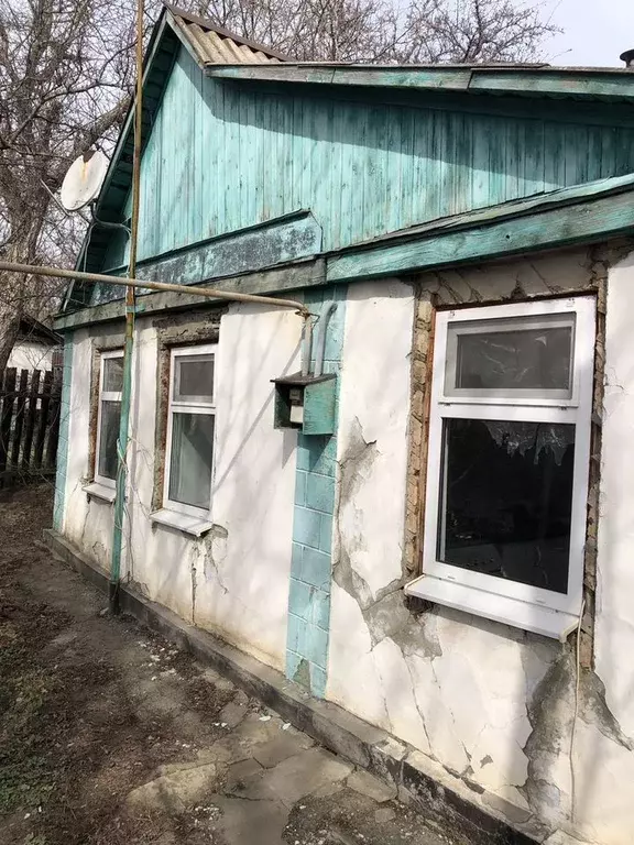 Дом в Ростовская область, Шахты Краснознаменная ул., 31 (42 м) - Фото 1