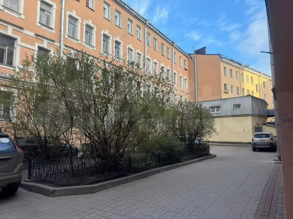Доля в квартира-студии, 15 м, 1/4 эт. - Фото 1