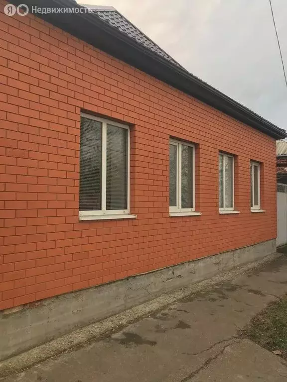 Дом в Ейск, Нижнесадовая улица (160 м) - Фото 1