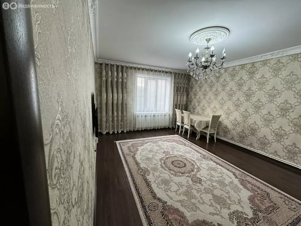 2-комнатная квартира: Дербент, улица Сальмана, 91Б (70 м) - Фото 1