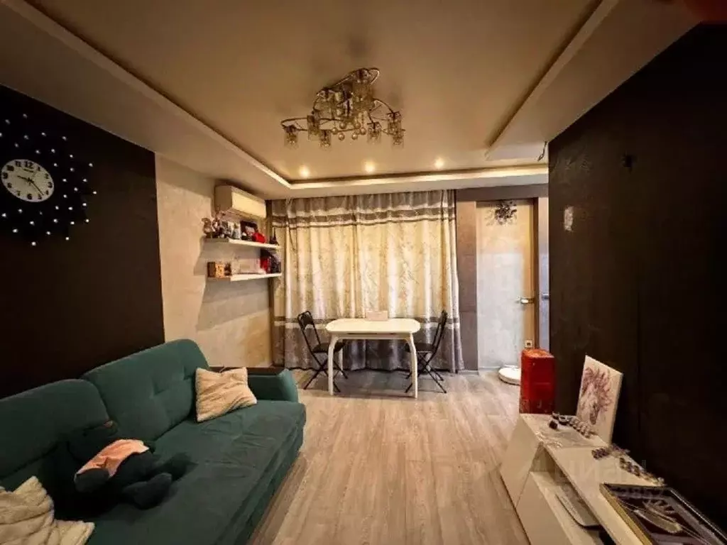 2-к кв. Приморский край, Владивосток ул. Кирова, 24 (48.2 м) - Фото 1