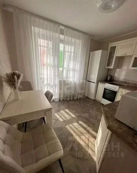 2-к кв. Тюменская область, Тюмень ул. Федюнинского, 54 (58.7 м) - Фото 2