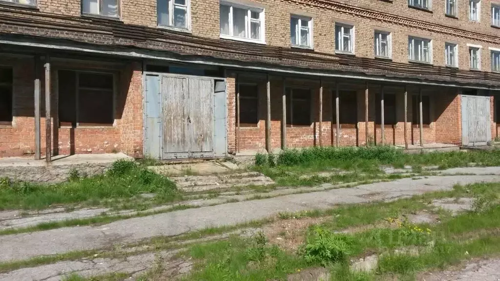 Помещение свободного назначения в Коми, Воркута Локомотивная ул., 5 ... - Фото 1
