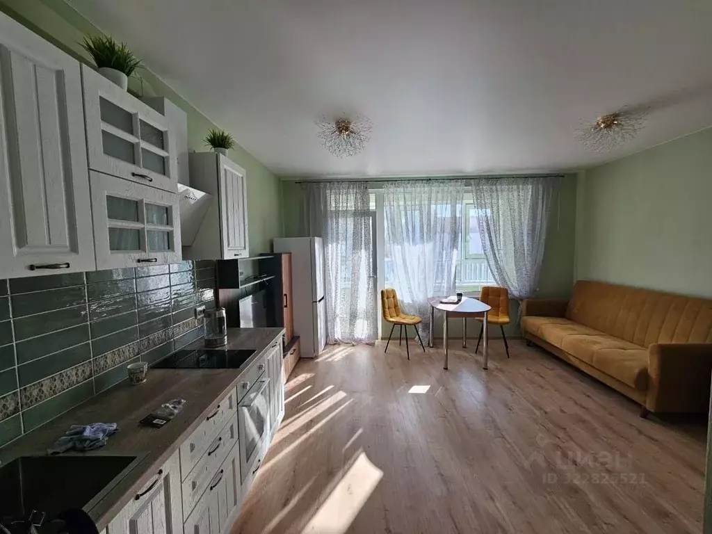 Студия Свердловская область, Екатеринбург бул. Золотистый, 17 (29.9 м) - Фото 1