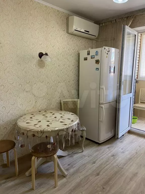 1-к. квартира, 41 м, 9/10 эт. - Фото 1