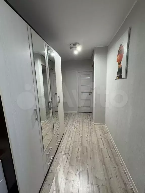 2-к. квартира, 52 м, 1/5 эт. - Фото 1