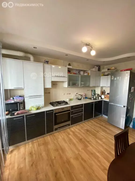 2-комнатная квартира: Чебоксары, улица Пирогова, 1к4 (59.3 м) - Фото 1
