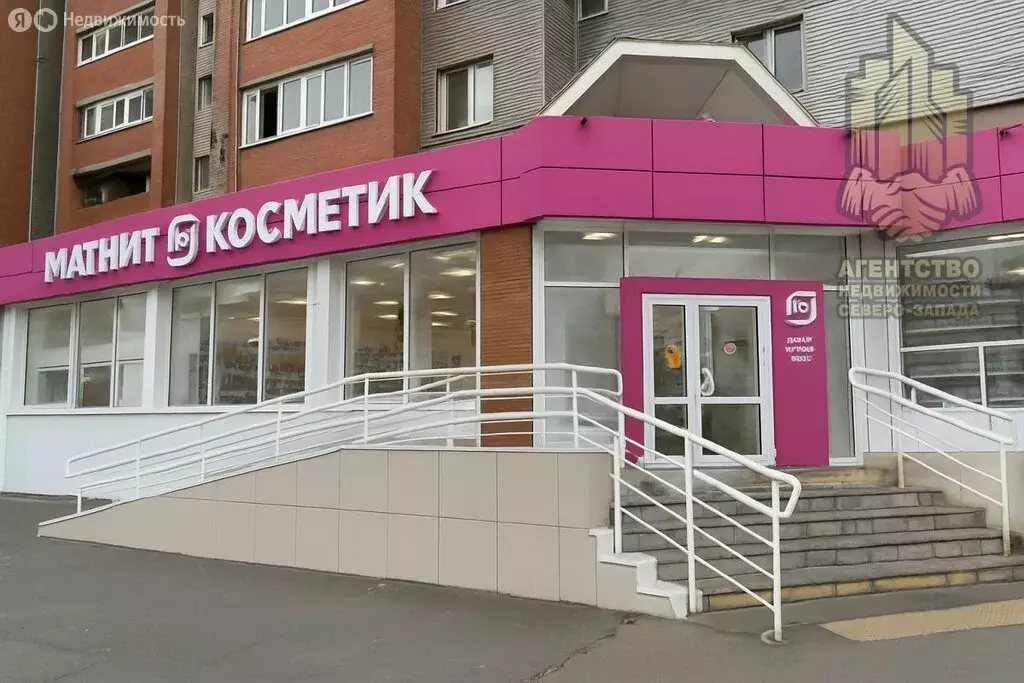 Помещение свободного назначения (240 м) - Фото 1