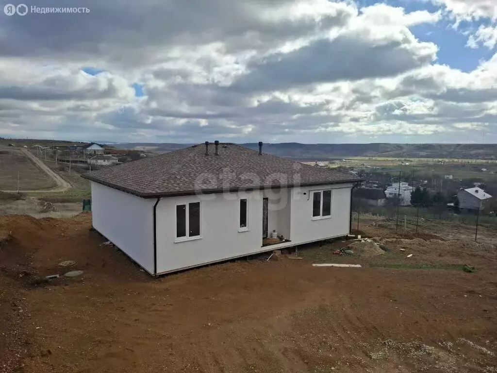 Дом в Симферопольский район, село Пожарское (98.6 м) - Фото 1