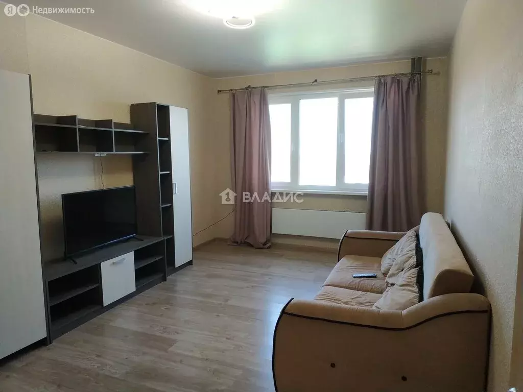 3-комнатная квартира: Жуковский, улица Гагарина, 62 (72.1 м) - Фото 1