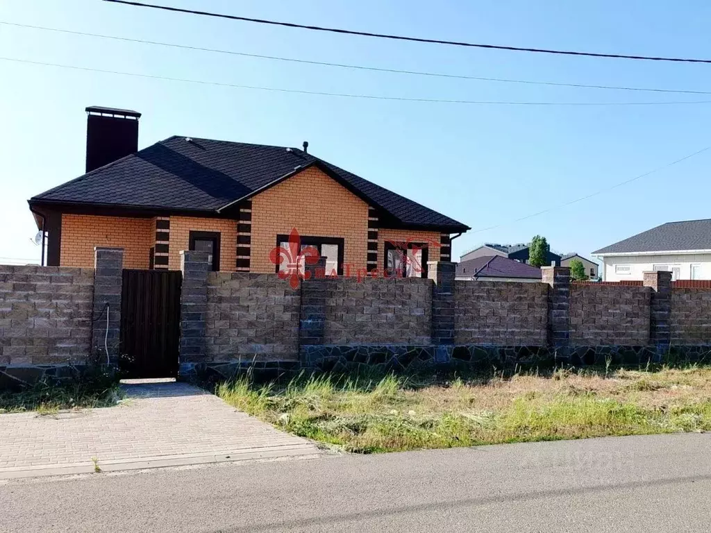 Дом в Белгородская область, Белгородский район, Разумное рп ул. ... - Фото 0