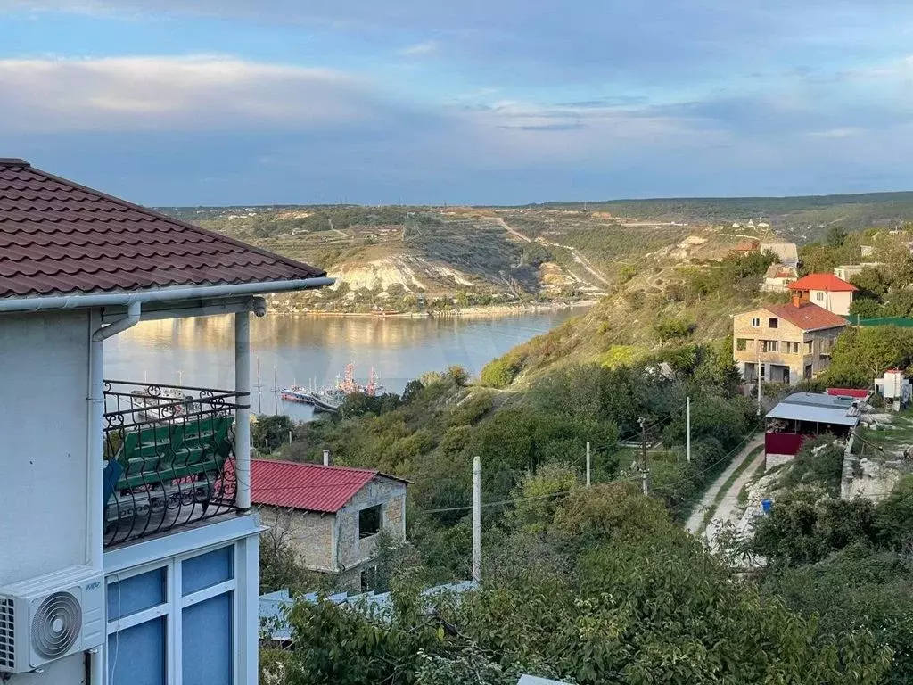 Дом 100 м на участке 6 сот. - Фото 0
