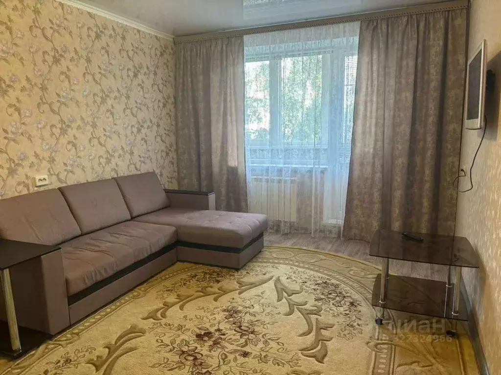 1-к кв. Белгородская область, Старый Оскол Восточный мкр, 12 (39.0 м) - Фото 1