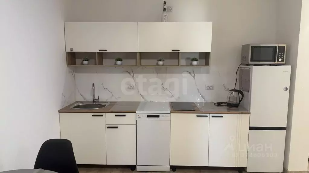 1-к кв. Тюменская область, Тюмень ул. Новоселов, 90 (33.4 м) - Фото 1