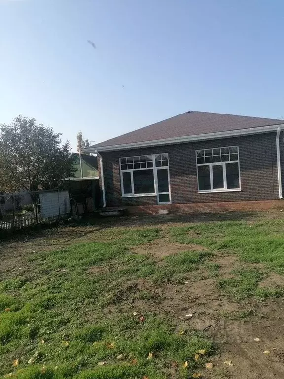 Дом в Ростовская область, Таганрог Азовская ул. (140 м) - Фото 1