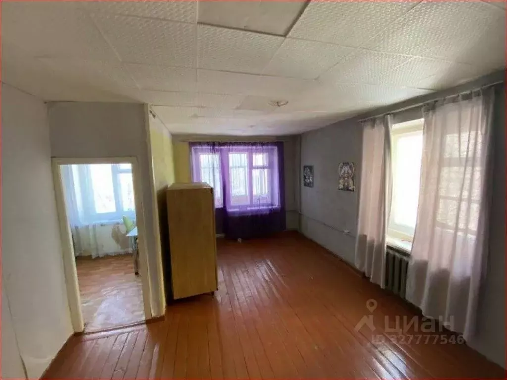 1-к кв. Свердловская область, Краснотурьинск Базстроевская ул., 16 ... - Фото 2