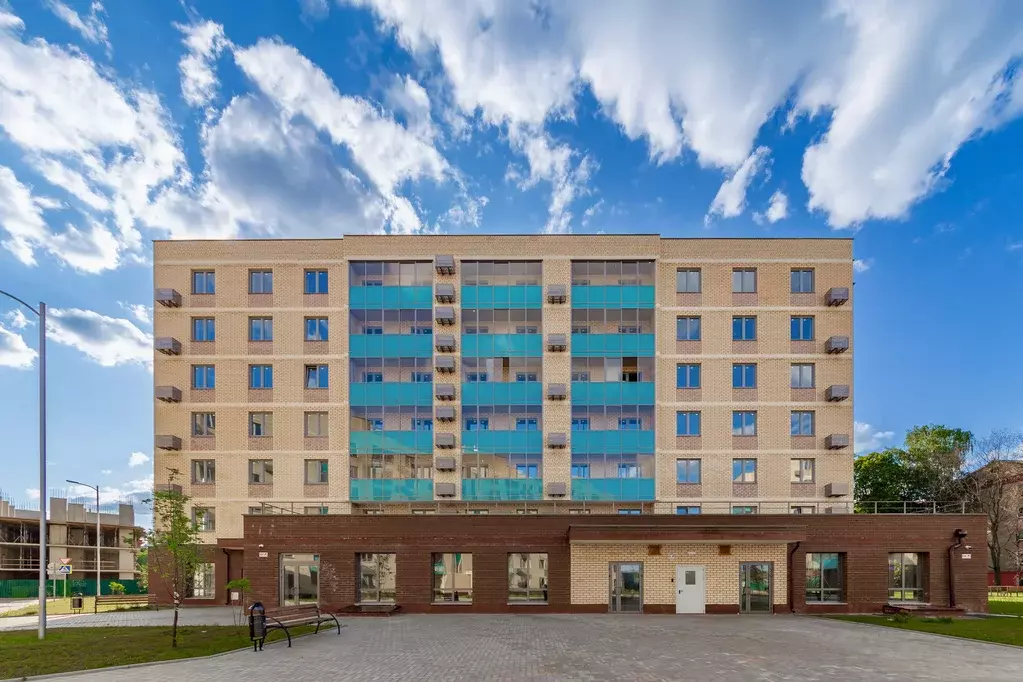 Продаётся 2-к квартира, 70 м - Фото 0