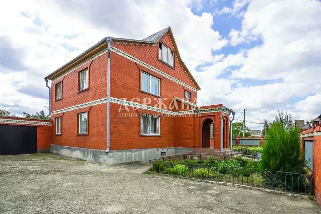 Коттедж в Белгородская область, Старооскольский городской округ, с. ... - Фото 2