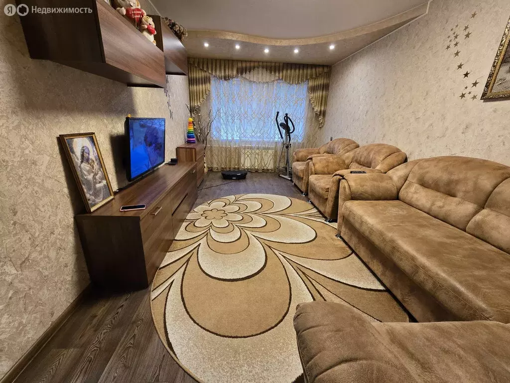 3-комнатная квартира: Новоликеево, улица Ленина, 26 (61.4 м) - Фото 0