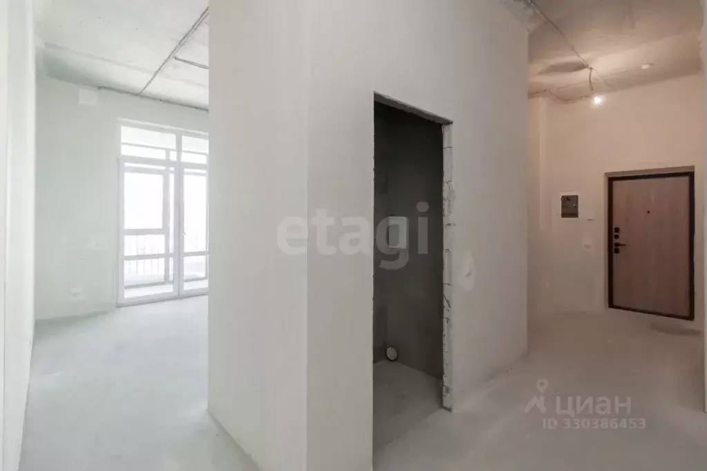 3-к кв. Тюменская область, Тюмень ул. Федюнинского, 30к8 (115.1 м) - Фото 1