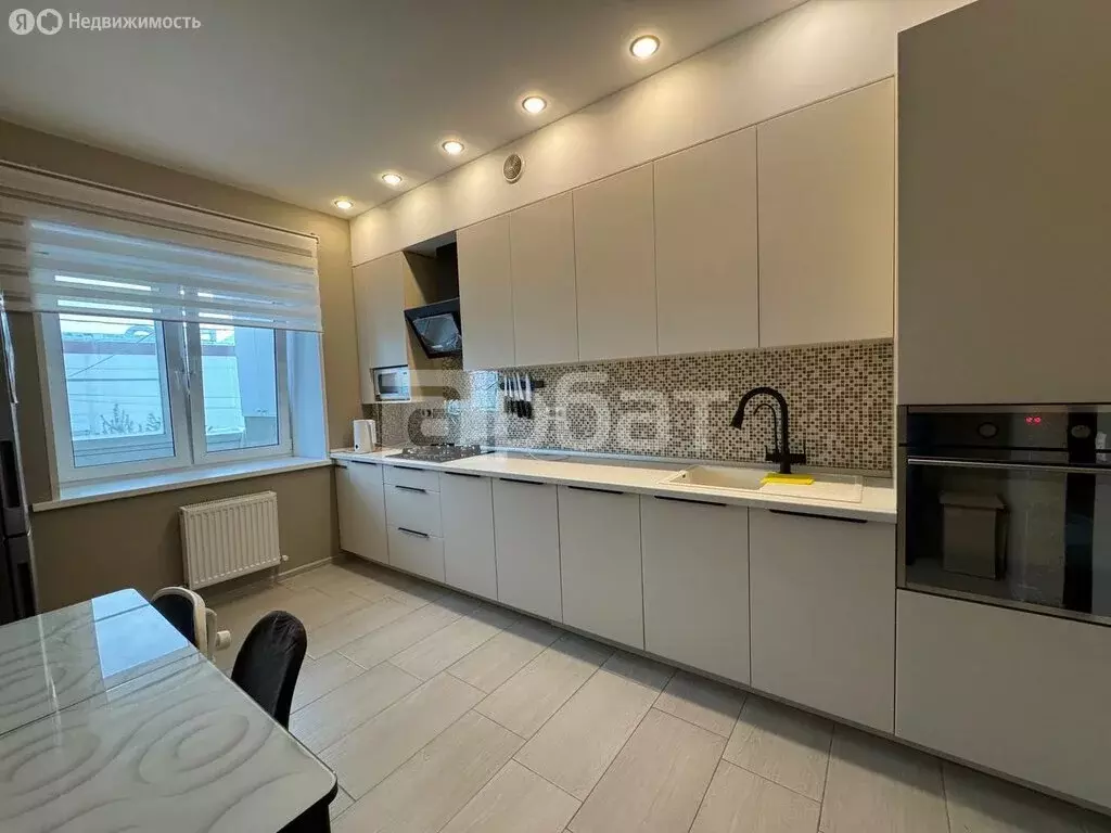 3-комнатная квартира: Кострома, улица Цветочная Поляна, 10 (79.5 м) - Фото 2