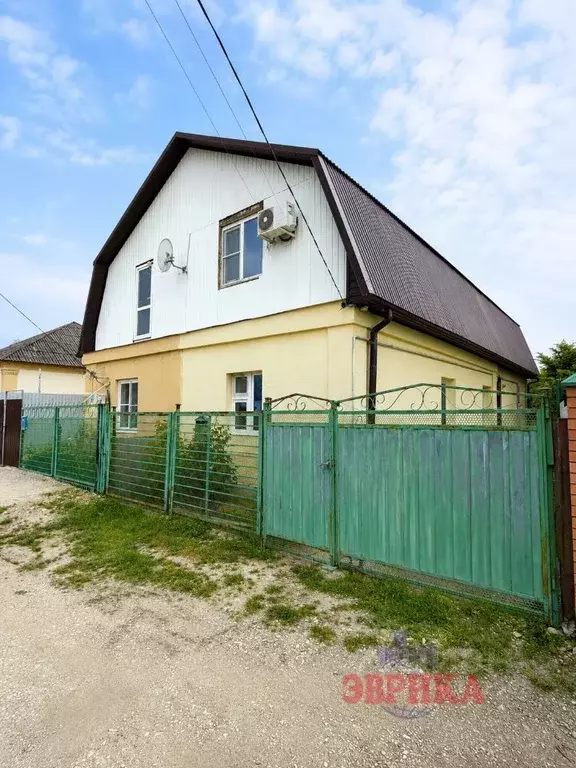 Дом в Краснодарский край, Крымск ул. Тельмана (106 м) - Фото 1