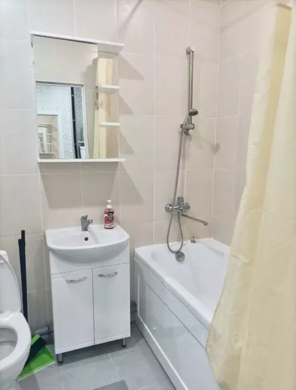 Студия Краснодарский край, Краснодар ул. Им. Героя Сарабеева В.И., 5к5 ... - Фото 2