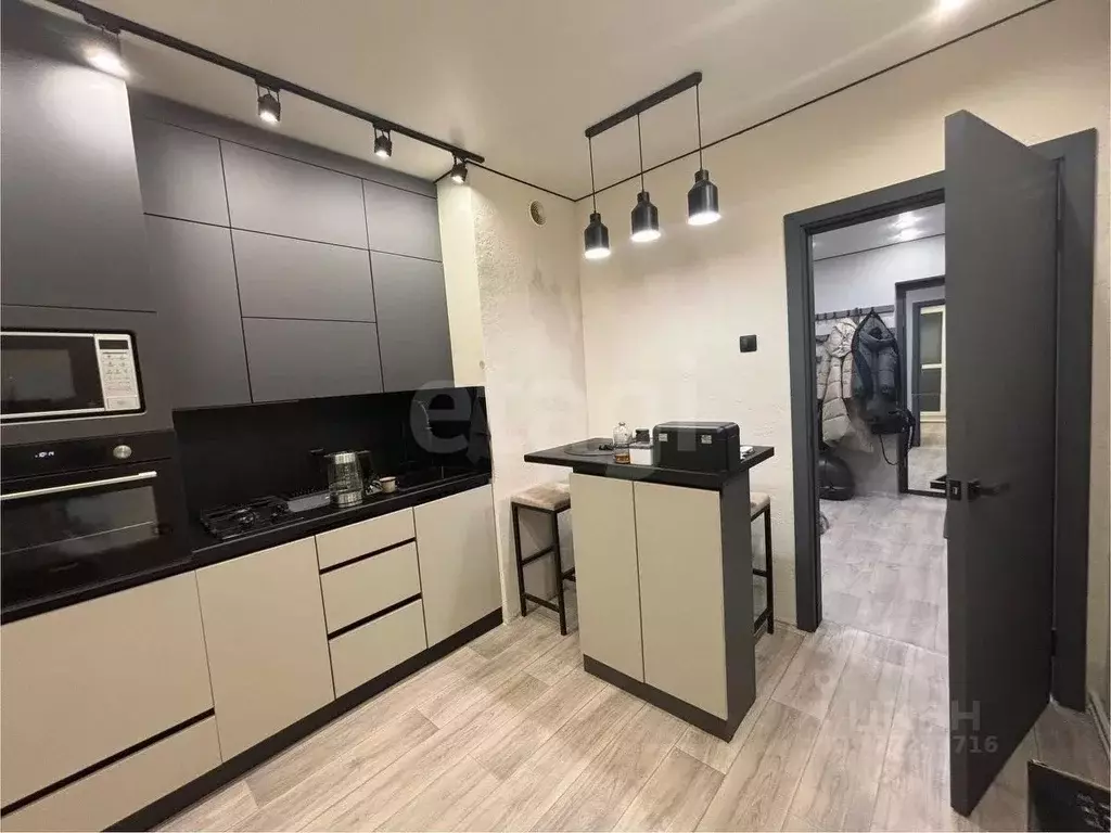 2-к кв. Ямало-Ненецкий АО, Новый Уренгой Оптимистов мкр, 4/2 (57.8 м) - Фото 2